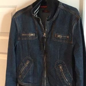 Cute fitted Jean jacket by Vigoss